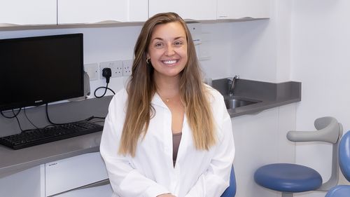 Invisalign testimonial - Emma Nolan - 3dental